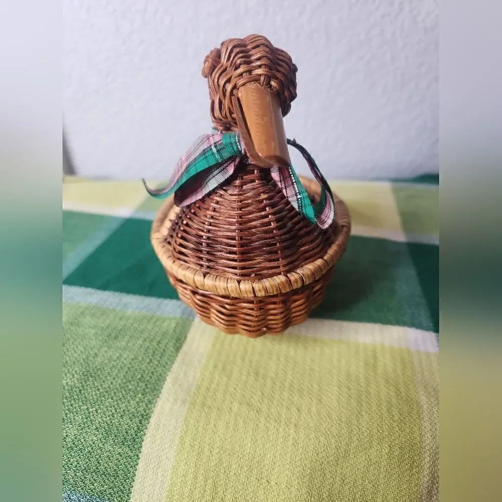 VintageWoven Wicker Duck Basket BrownRattanWith RibbonFarmhouse BohoDecor7.5"×6"